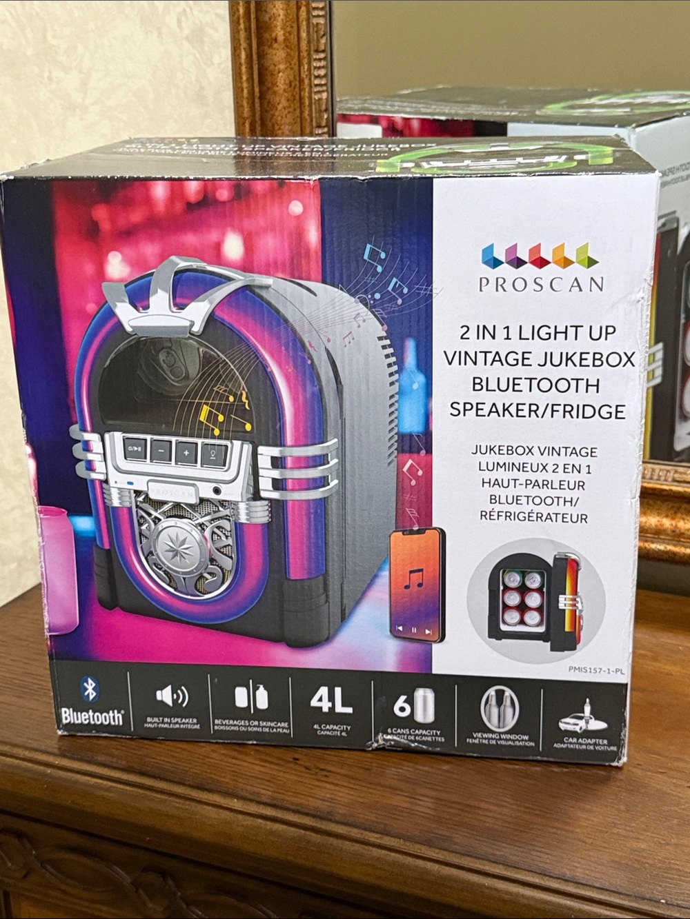 Speaker/Fridge (2 in 1) light up vintage Jukebox Bluetooth- Purple/Black/Pink.